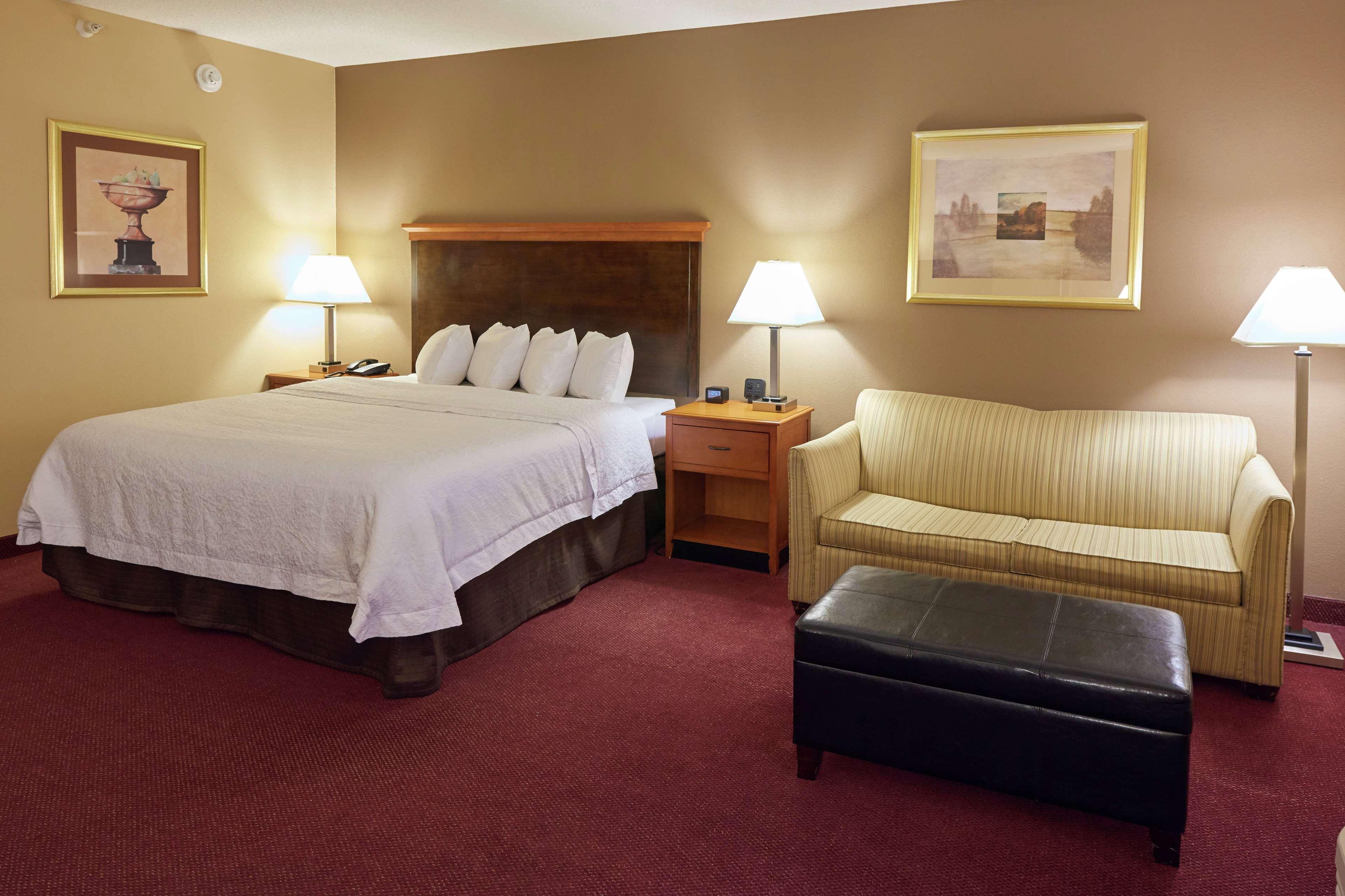 Hampton Inn Massillon Екстер'єр фото