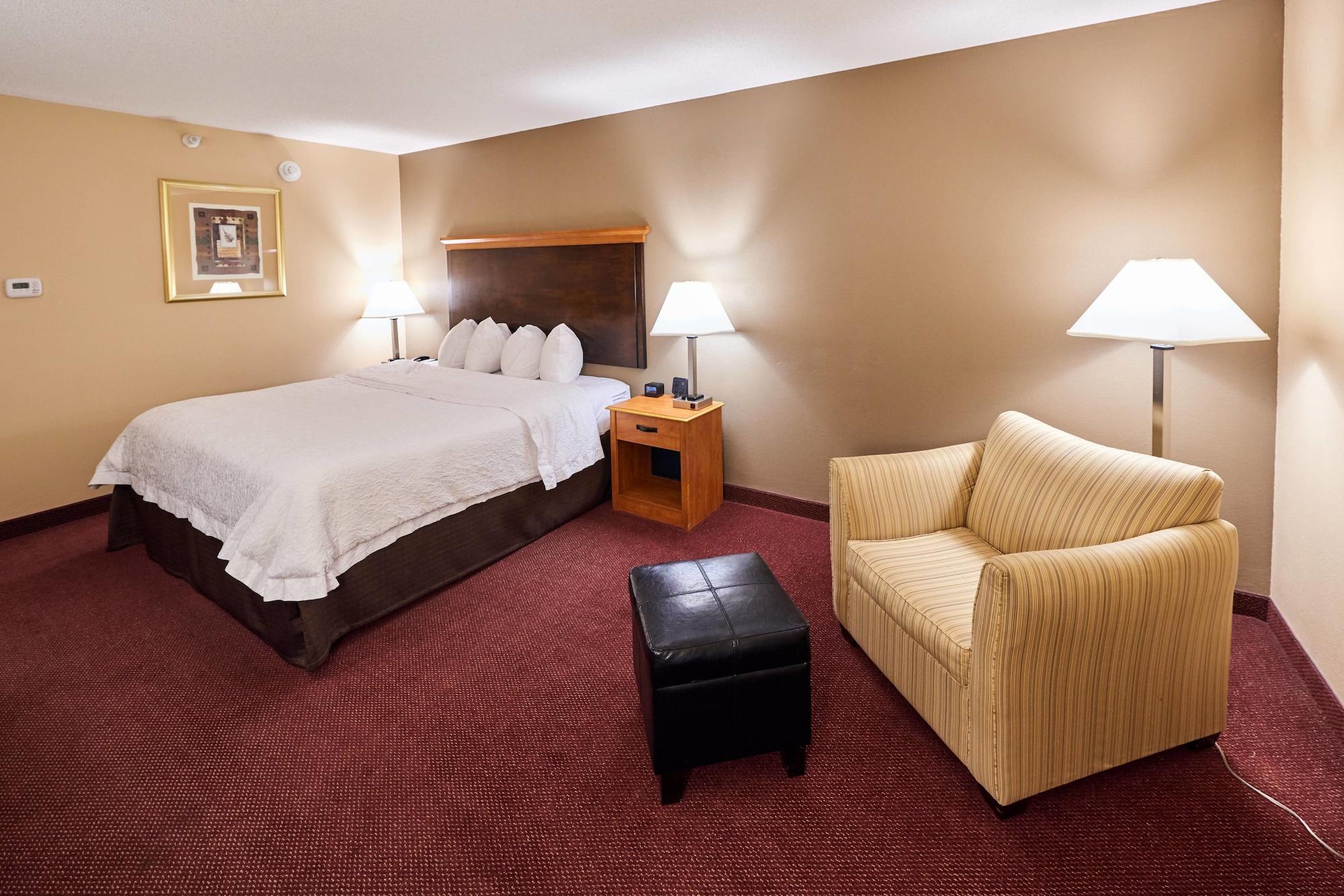 Hampton Inn Massillon Екстер'єр фото